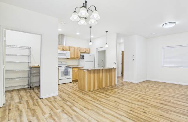 835 Marquette Loop photos photos