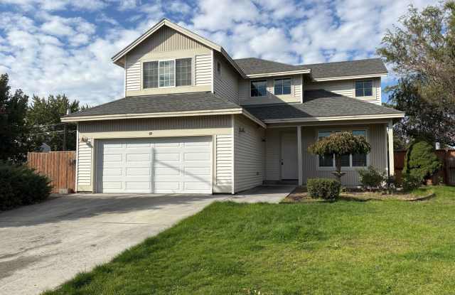 Reduced Rent! - 89 M Street Northeast, Ephrata, WA 98823