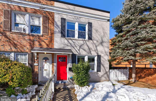 124 BAGGETT PL photos photos 124 BAGGETT PL photos photos