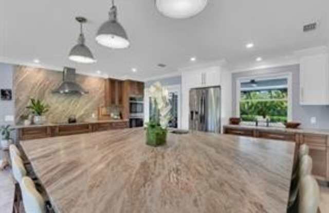 1902 Princess Ct Gallery 2