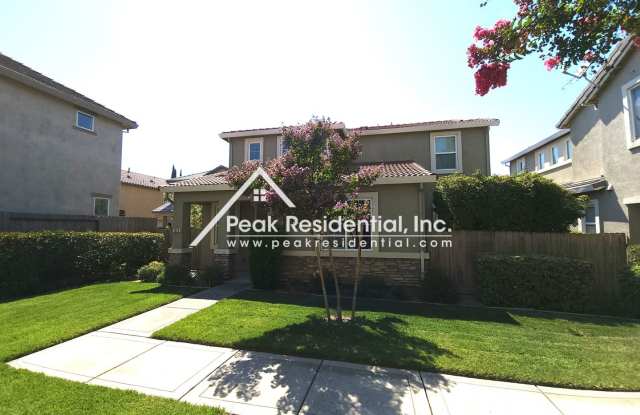 Very Nice 3bd/2.5ba North Natomas Home with 2 Car Garage photos photos