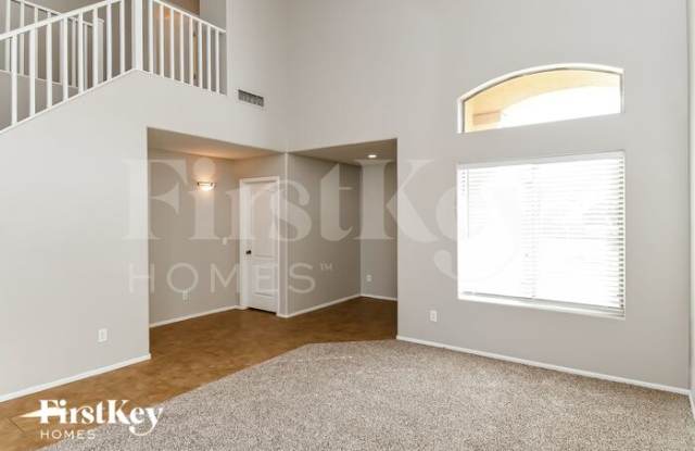 296 West Hereford Drive Gallery 2