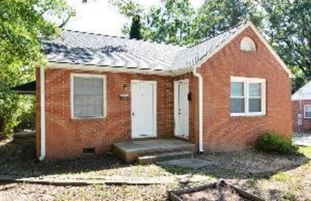 1006 N Guthrie Avenue - 1006 North Guthrie Avenue, Durham, NC 27703
