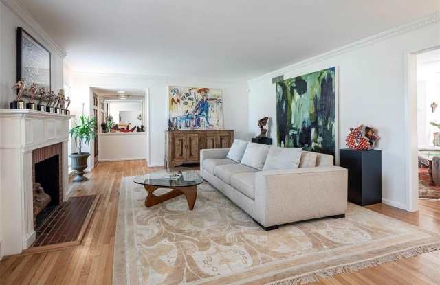 6814 Pemberton Drive Gallery 4