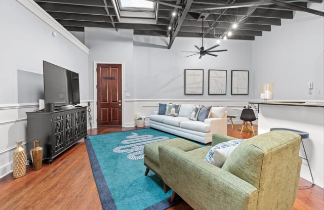 343 King Street - 1 photos photos