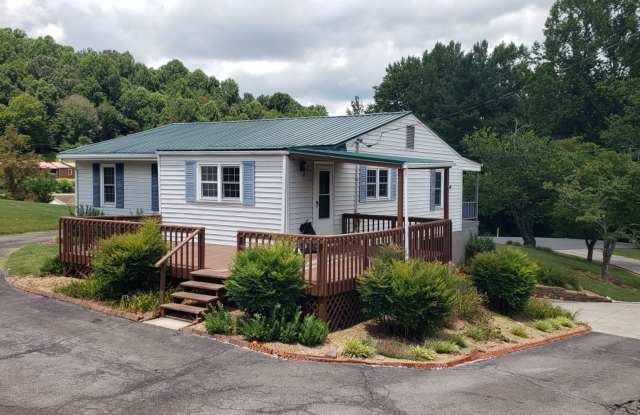 3 Bedroom / 1 Bath Home - Kingsport TN photos photos