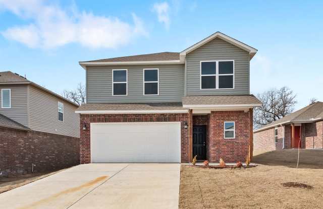 Gorgeous 4 Bedroom + 2.5 Bathrooms Just Minutes from Fayetteville! Prairie Grove School District! - 3220 Red Tail Way, Prairie Grove, AR 72730