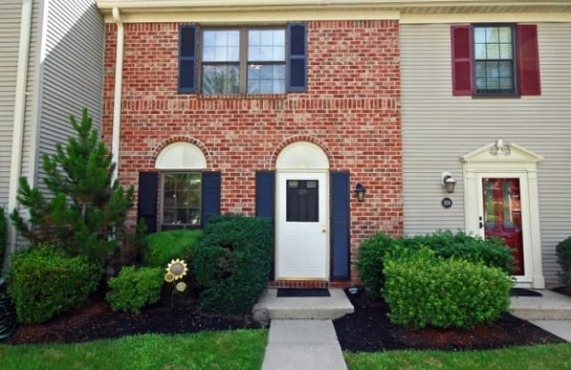 225 ENGLISH PL - 225 English Pl, Somerset County, NJ 07920