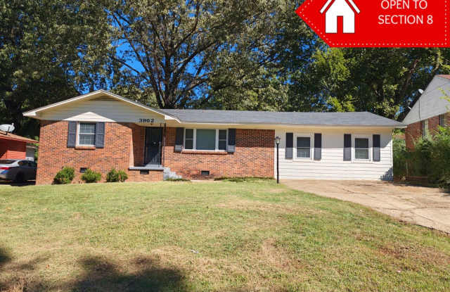 Very Nice Newly Renovated Home in Parkway Village photos photos