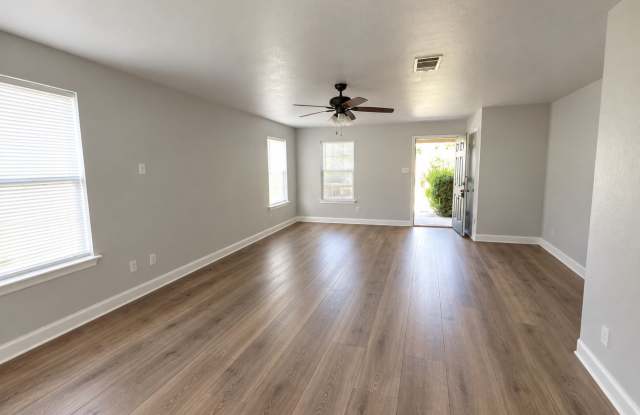 128 Grant Way- Gallery 3