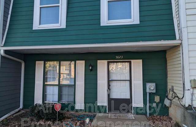 5623 Wells Circle - 5623 Wells Circle, DeKalb County, GA 30087