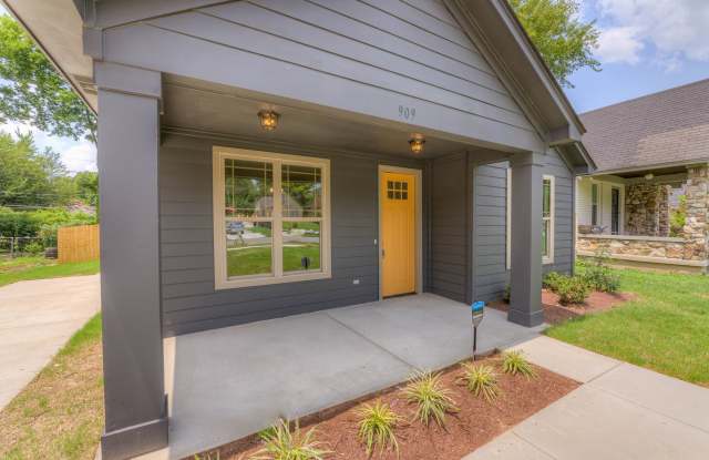 Beautifully Updated 3BR/2BA Home with Modern Finishes & Fenced Yard photos photos