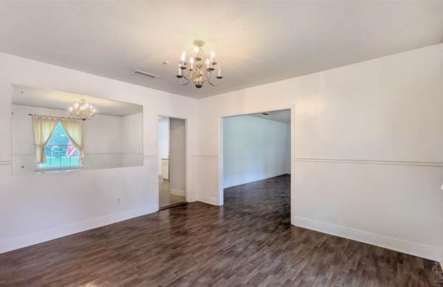 2 Manor Dr Gallery 4