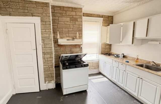 226 Ripley Place - 226 Ripley Place, Elizabeth, NJ 07206