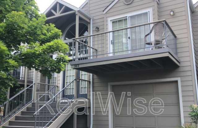 382 Glenn St photos photos