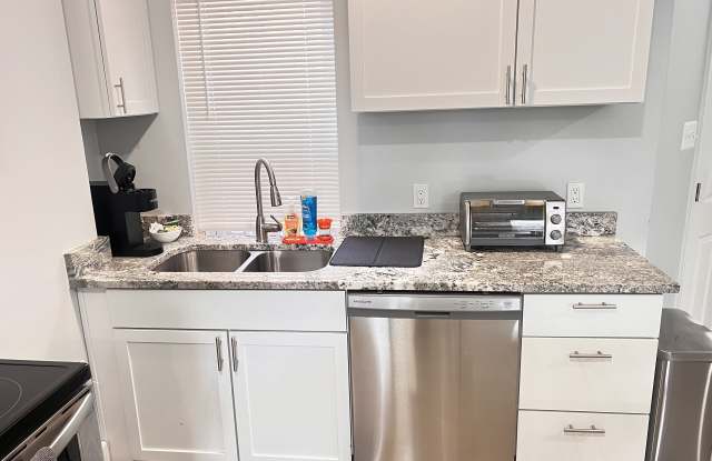1217 N King St photos photos