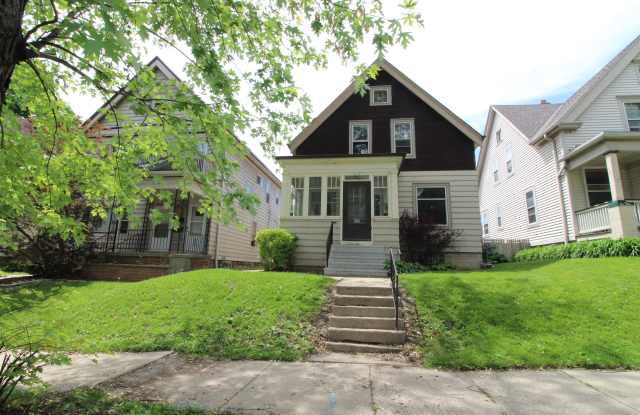 2933 North Newhall Street - 2933 North Newhall Street, Milwaukee, WI 53211