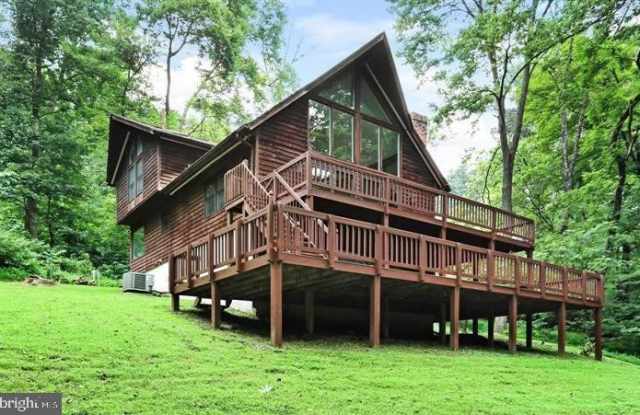 60 SUNRISE PLACE Gallery 3