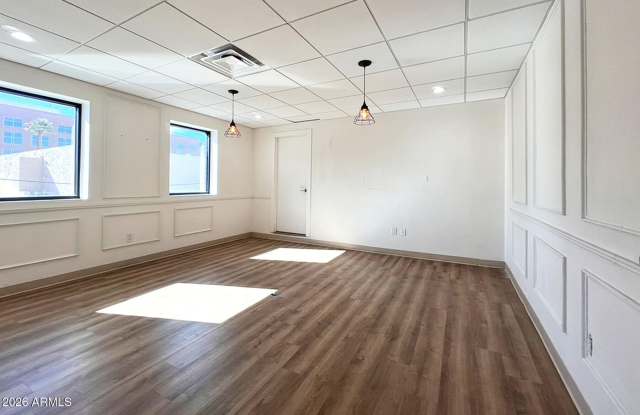 1805 W VAN BUREN Street Gallery 4