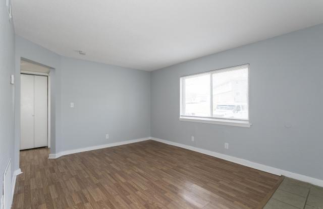 1517 Everett Avenue - A Gallery 4