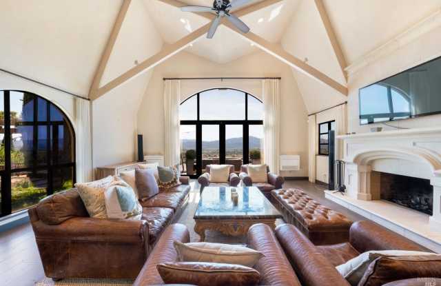 7760 Silverado Trail Gallery 4