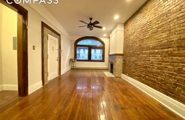 44-69 23rd Street Gallery 3