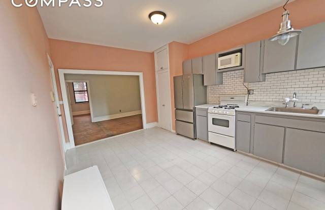 214 Court Street photos photos