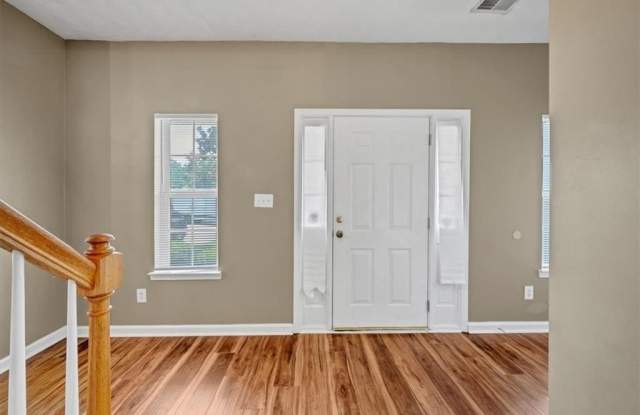 5745 Old Carriage Drive Gallery 3
