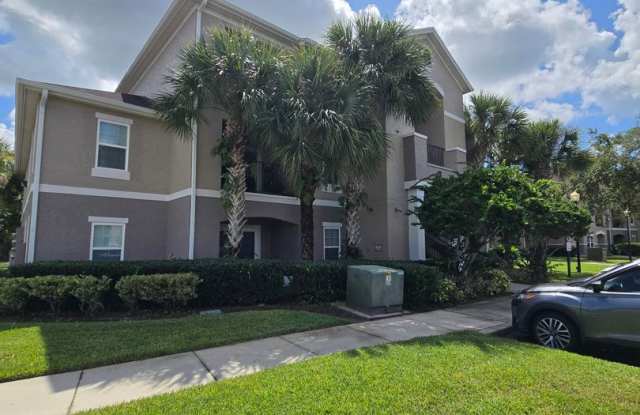 SPACIOUS 2 BEDROOM 2 BATH CONDO IN COURTNEY LANDING Gallery 3
