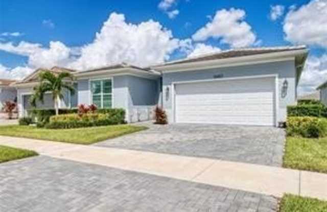 10407 SW AQUILA Way Gallery 2