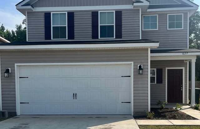 Charming home located in Hinesville photos photos