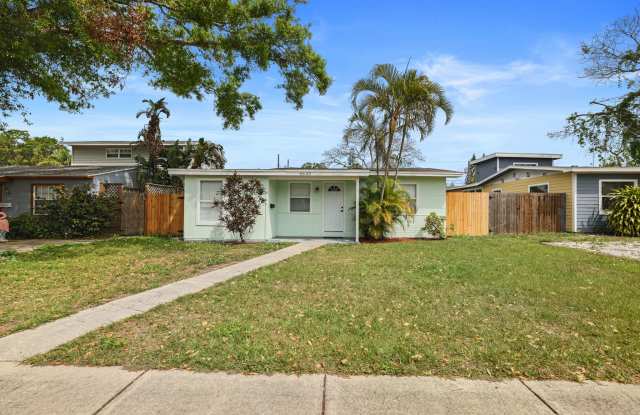 4635 20th Avenue South photos photos