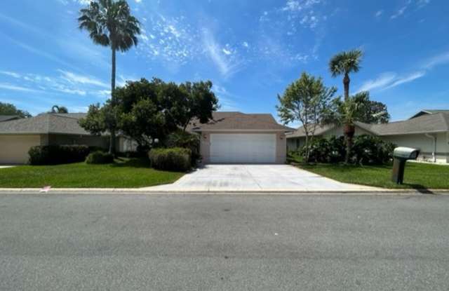 Wonderful 3 bed. 2 bath Anastasia Island Home minutes from downtown and the beach photos photos