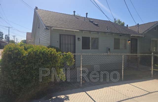 445 Roberts St photos photos