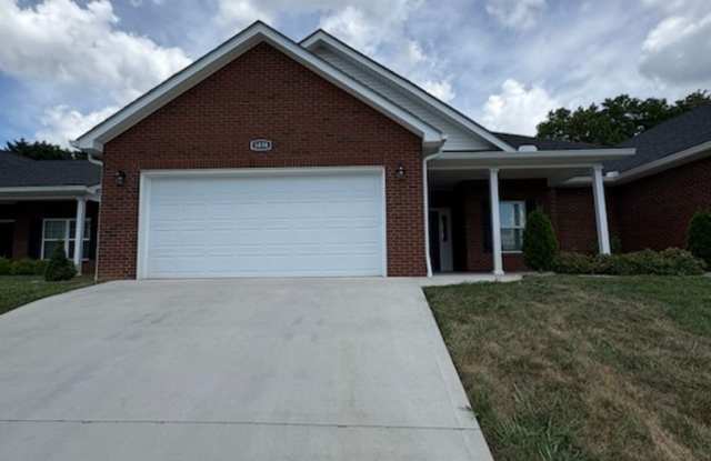 1038 Patriots Landing, Dandridge, TN 37725 photos photos