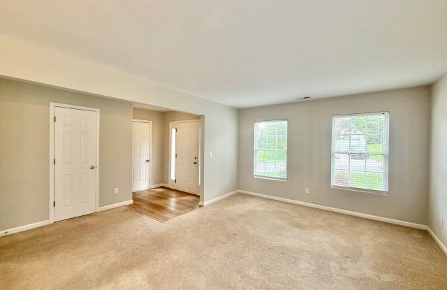 **OFFERING REFUNDABLE $50 APPLICATION FEES & $150 MOVE IN PROMOTION** Beautiful 3BD, 2.5BA Durham Home Near Highways & Interstates, Duke University, and Downtown Durham Gallery 4