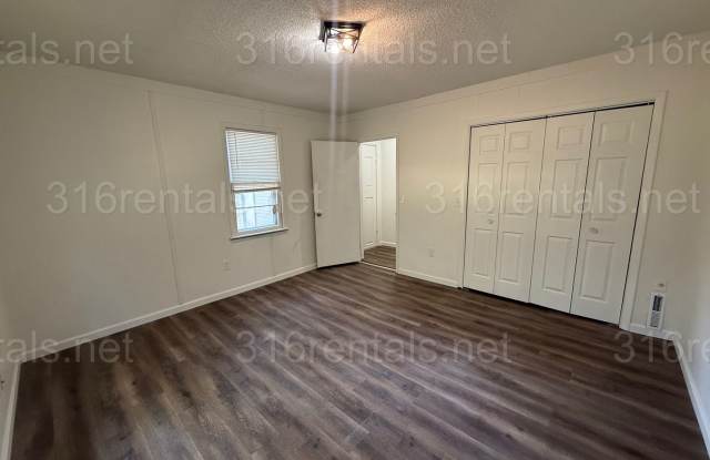 $995 - 3 bedroom / 1 bathroom - Single Family Home *COMING SOON* photos photos
