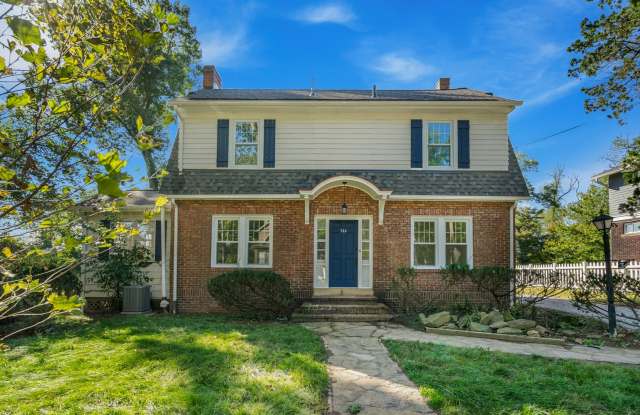 Tastefully Updated 3 Bed, 2 Bath Home - 2 Stall Garage, Spacious Level Yard - Available Now in Forest Hills! photos photos