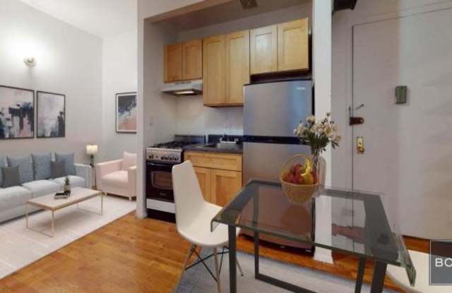 280 Mulberry Street Gallery 3