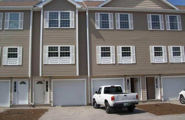 675 Bell Street - 675 Bell Street, Manchester, NH 03103 675 Bell Street - 675 Bell Street, Manchester, NH 03103