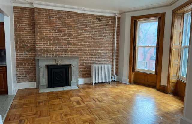 9 Cranberry Street Gallery 2