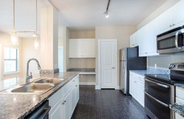 Estates at Bee Cave Gallery 4