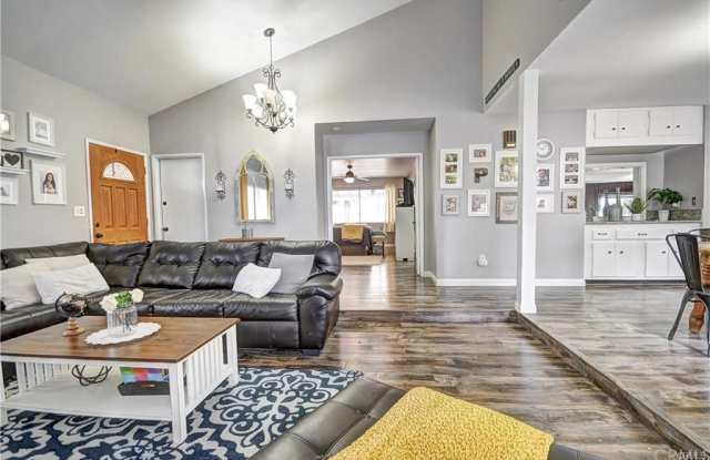 1609 Adalia Avenue Gallery 3