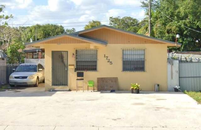 1725 NW 46th St photos photos