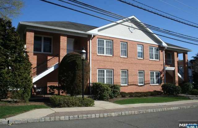 16 N Maple Avenue F photos photos