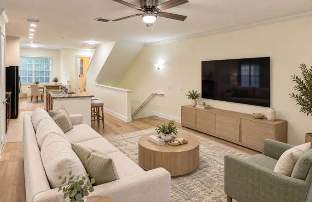 500 Jasmine Way Gallery 1