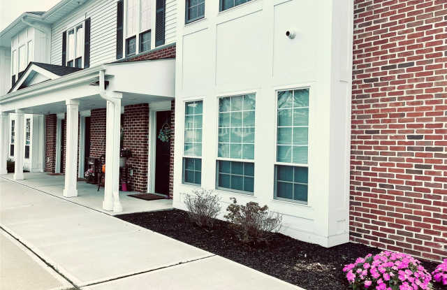221 Eastview Drive Gallery 2