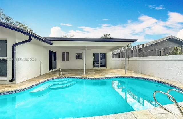 8977 NW 21st Court, Coral Springs, FL 33071 photos photos