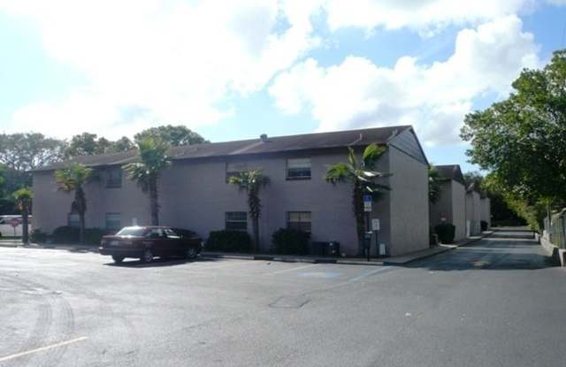 Baywatch Apartments- Five Minutes Driving from USF Gallery 2