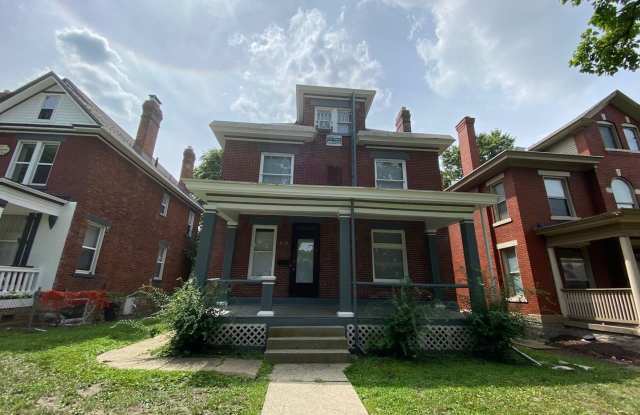 141 E 12th Ave - 141 East Twelfth Avenue, Columbus, OH 43201